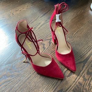 Lulus Red Pumps